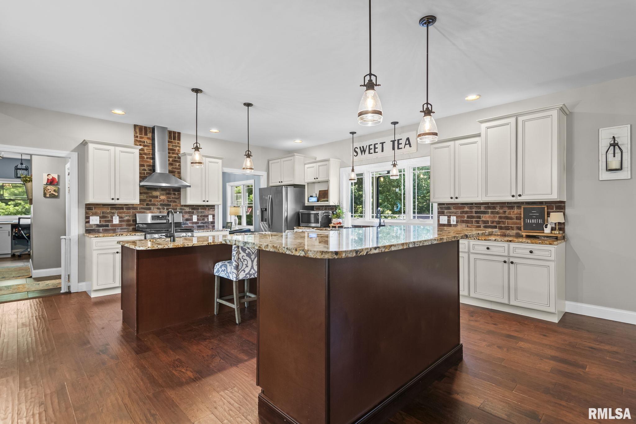 200 Pin Oak Lane Springfield, IL 62711 - Photo 14 of 49