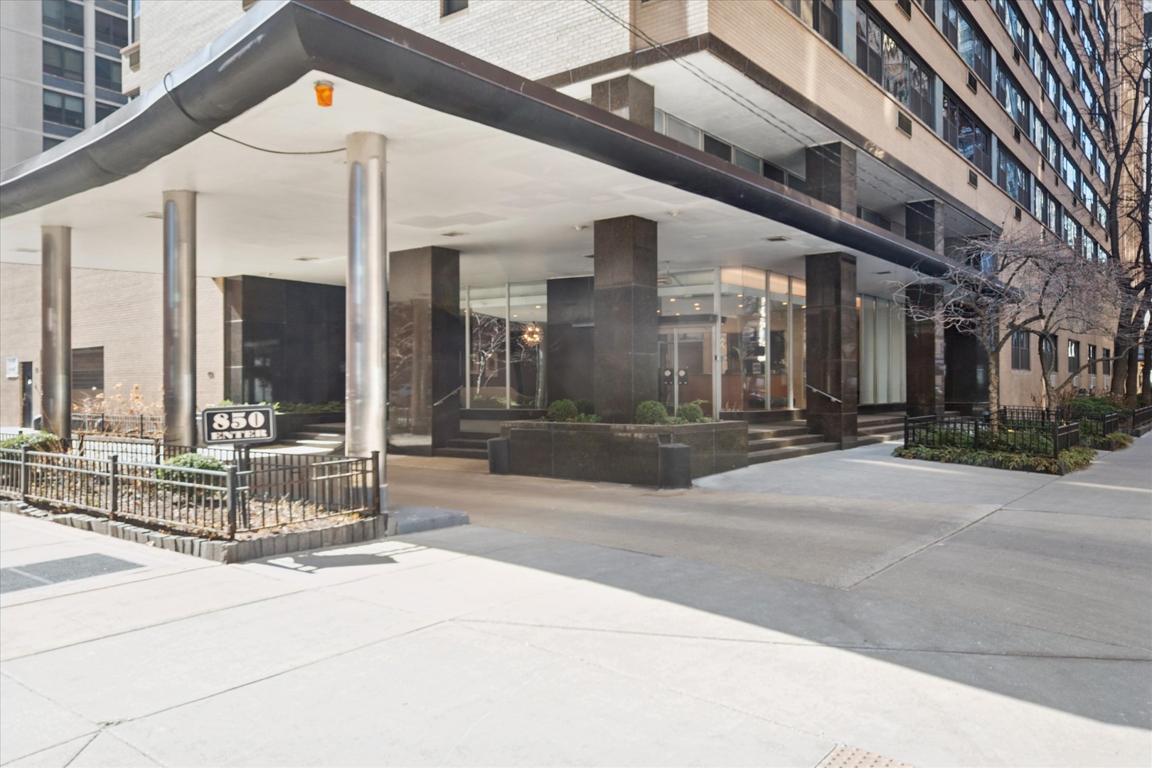 850 North Dewitt Place, Unit 15K Chicago, IL 60611 - Photo 1 of 18
