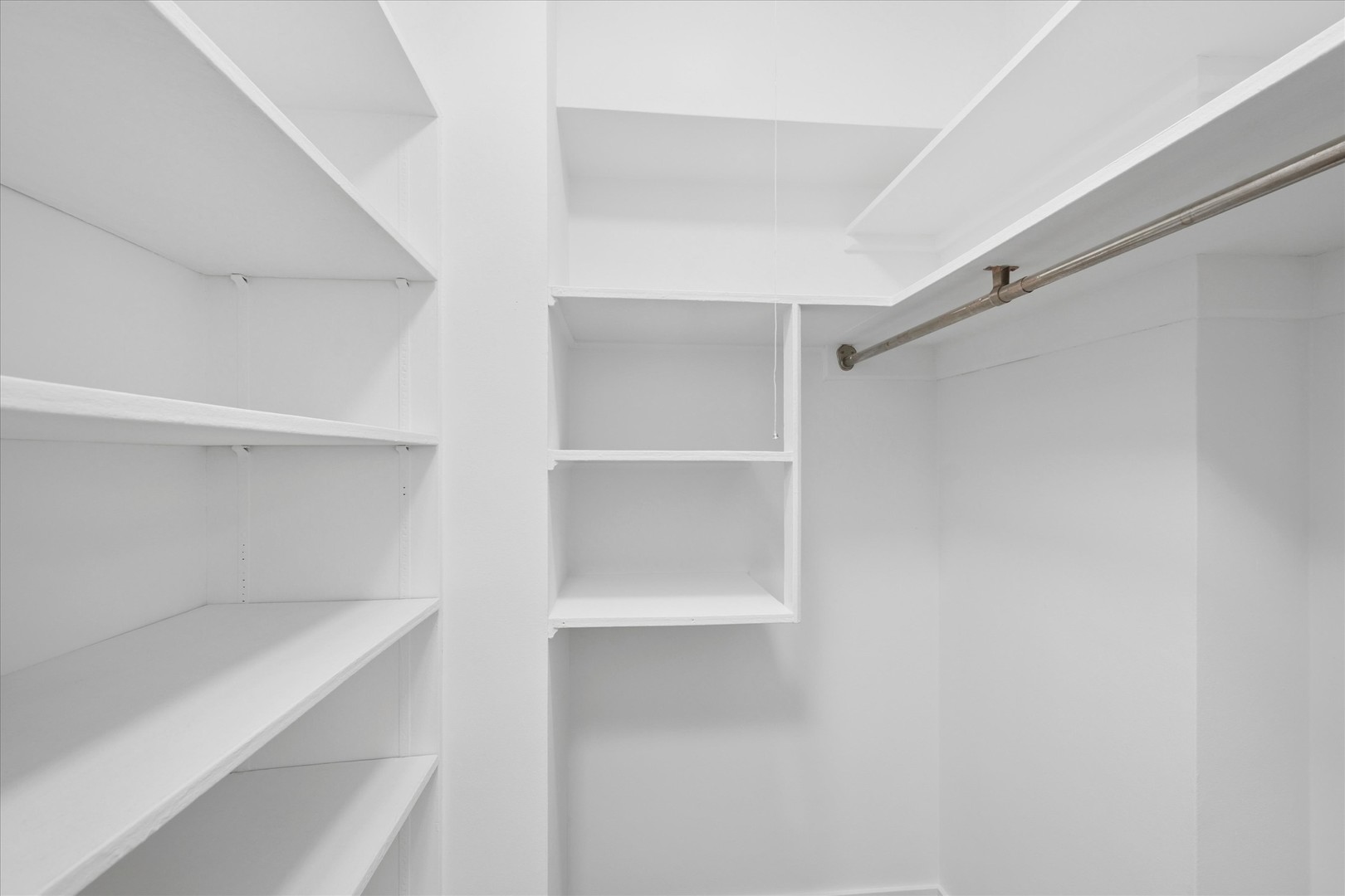 850 North Dewitt Place, Unit 15K Chicago, IL 60611 - Photo 14 of 18
