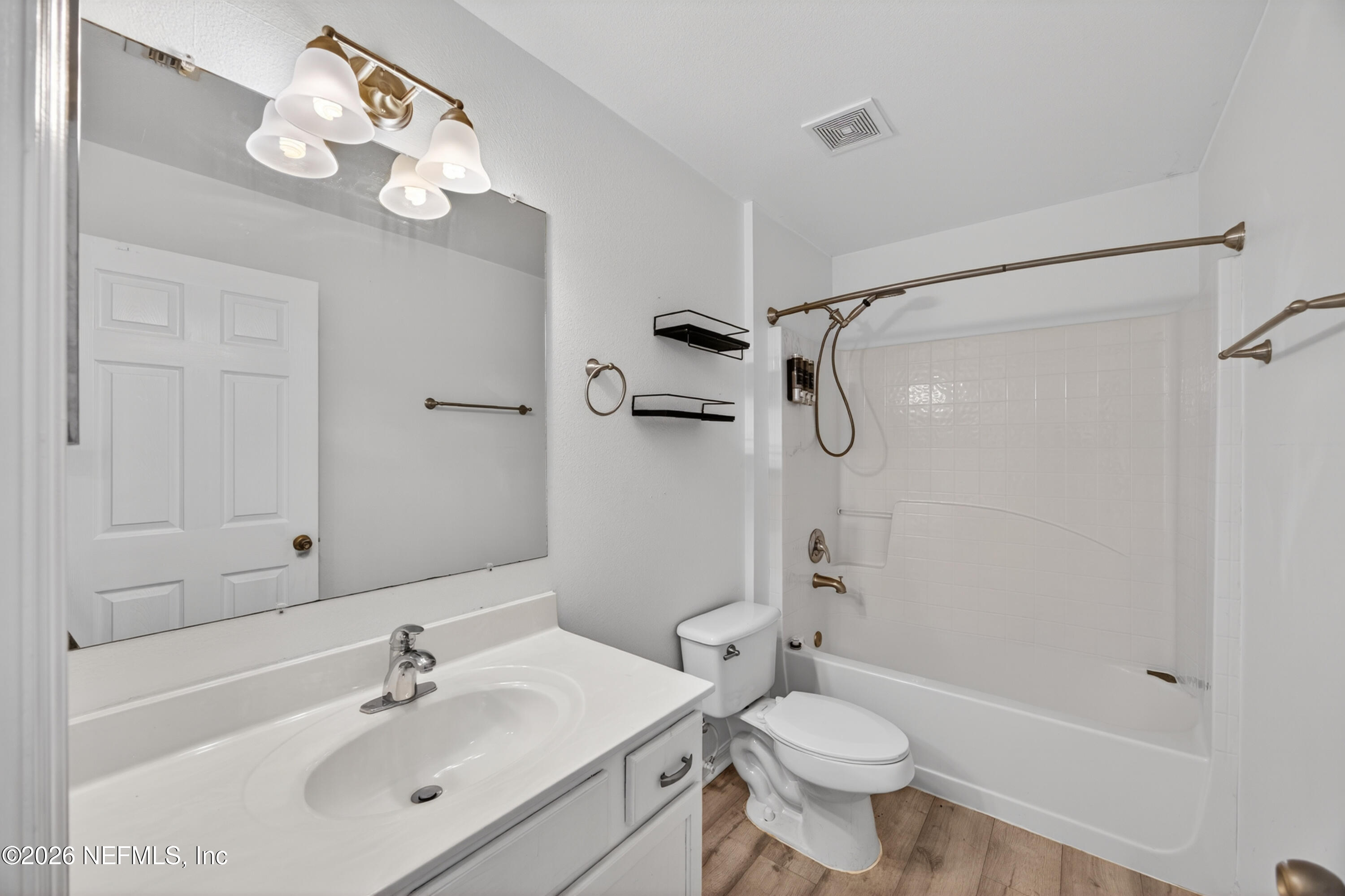 7379 Edenfield Park Road Jacksonville, FL 32244 - Photo 22 of 35 22-Bathroom 2