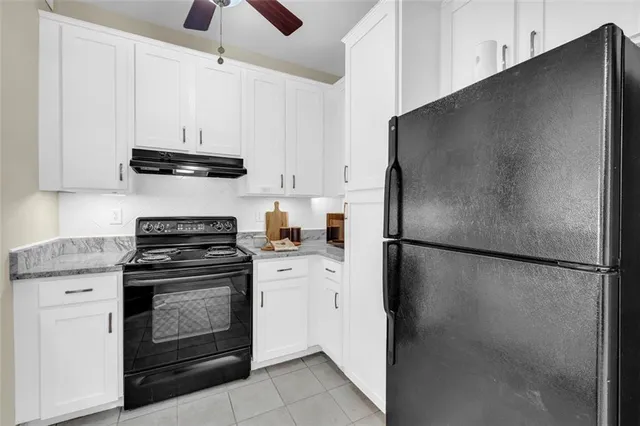 $250,000 | 821 Ralph McGill Boulevard Northeast, Unit 3325, Atlanta, GA 30306