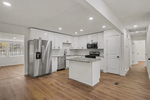 $325,000 | 1296 Todiway Court, Jonesboro, GA 30238