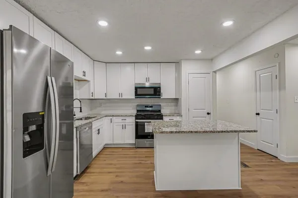 $325,000 | 1296 Todiway Court, Jonesboro, GA 30238