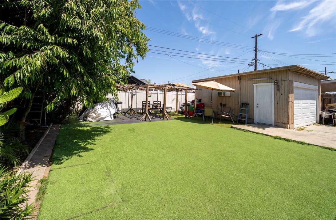 409 West Cedar Street Compton, CA 90220 - Photo 5 of 5