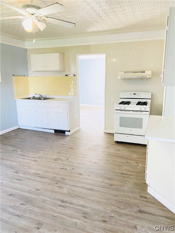 117 Woods Road Geddes, NY 13209 - Photo 3 of 41 Apartment 1 Kitchen