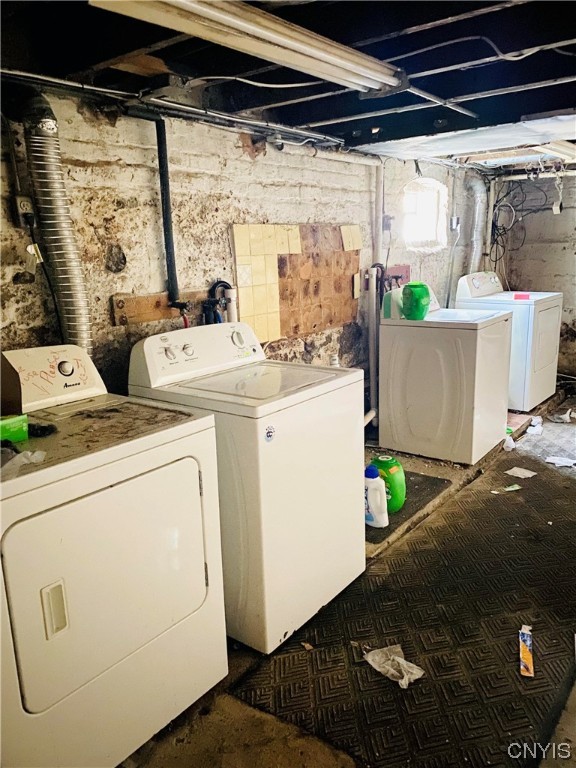 117 Woods Road Geddes, NY 13209 - Photo 35 of 41 Washers/Dryers