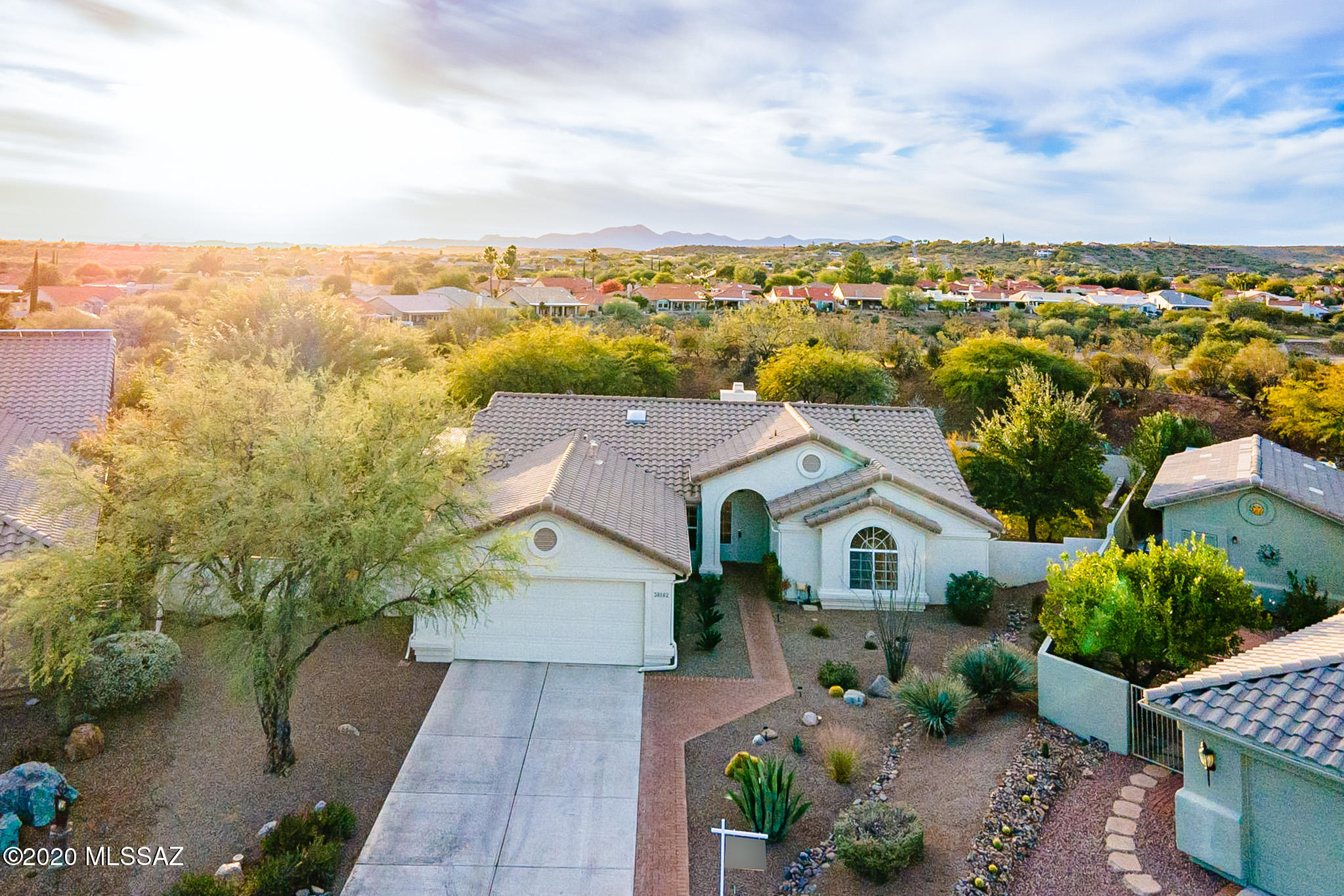 38182 South Stone Ridge Court Tucson, AZ 85739 - Photo 1 of 49