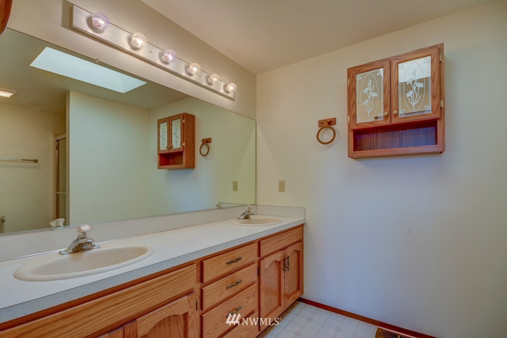 361 Denneboom Road Coupeville, WA 98239 - Photo 16 of 25 Gallery Image 16