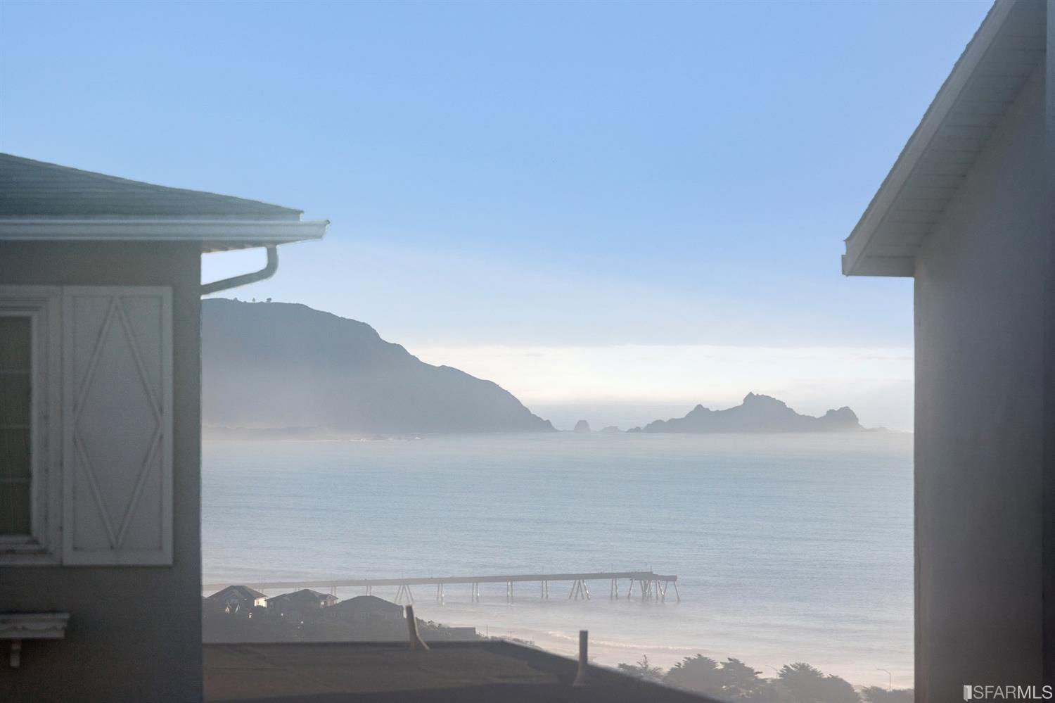 171 Beachview Avenue Pacifica, CA 94044 - Photo 36 of 52 a view of sky from window