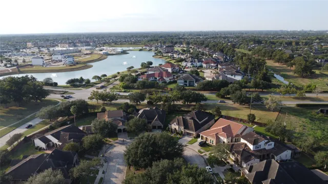 $775,000 | 4407 Horizon View Circle, Sugar Land, TX 77479