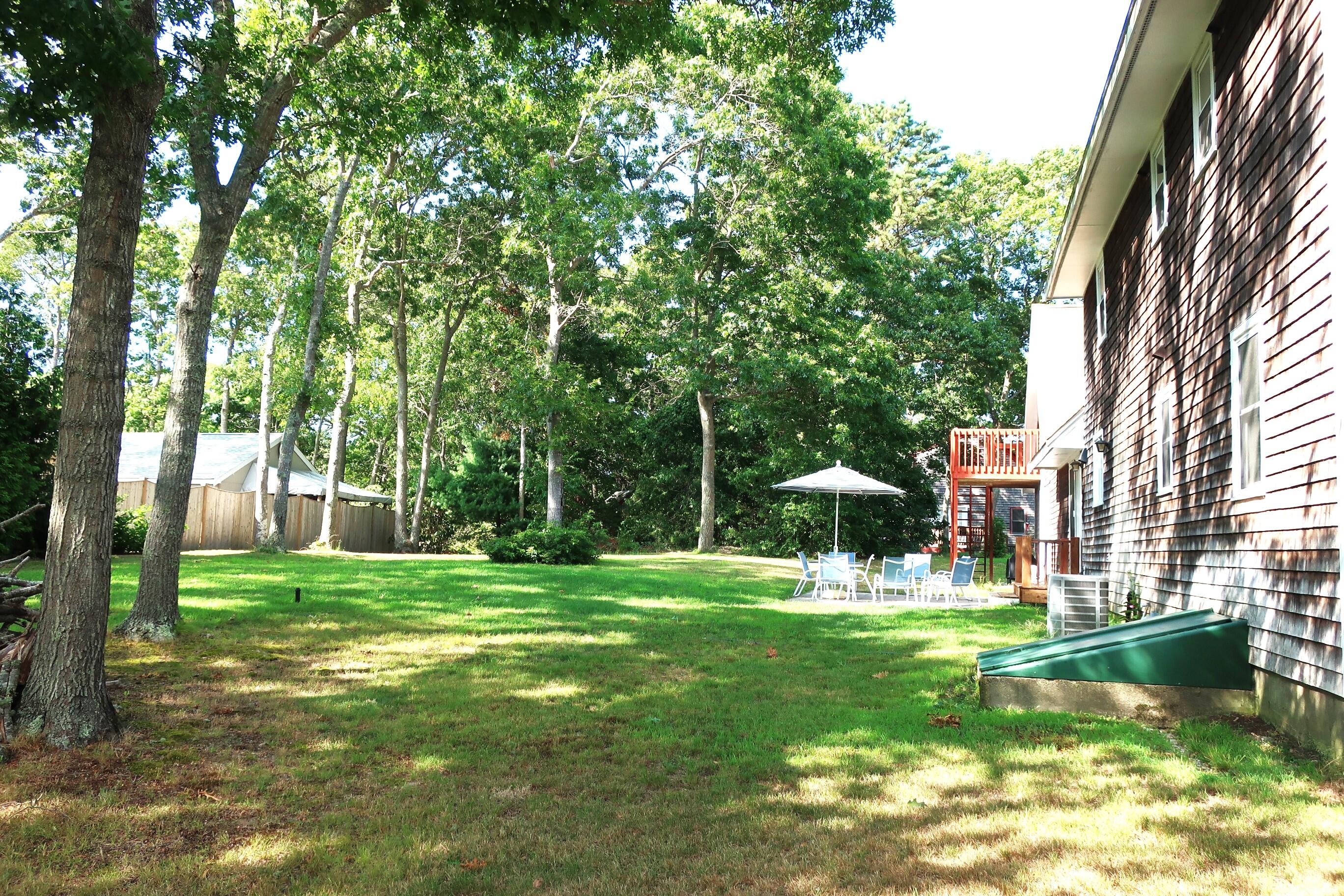 38 Hilltop Road Mashpee, MA 02649 - Photo 3 of 26 38-Hilltop-3