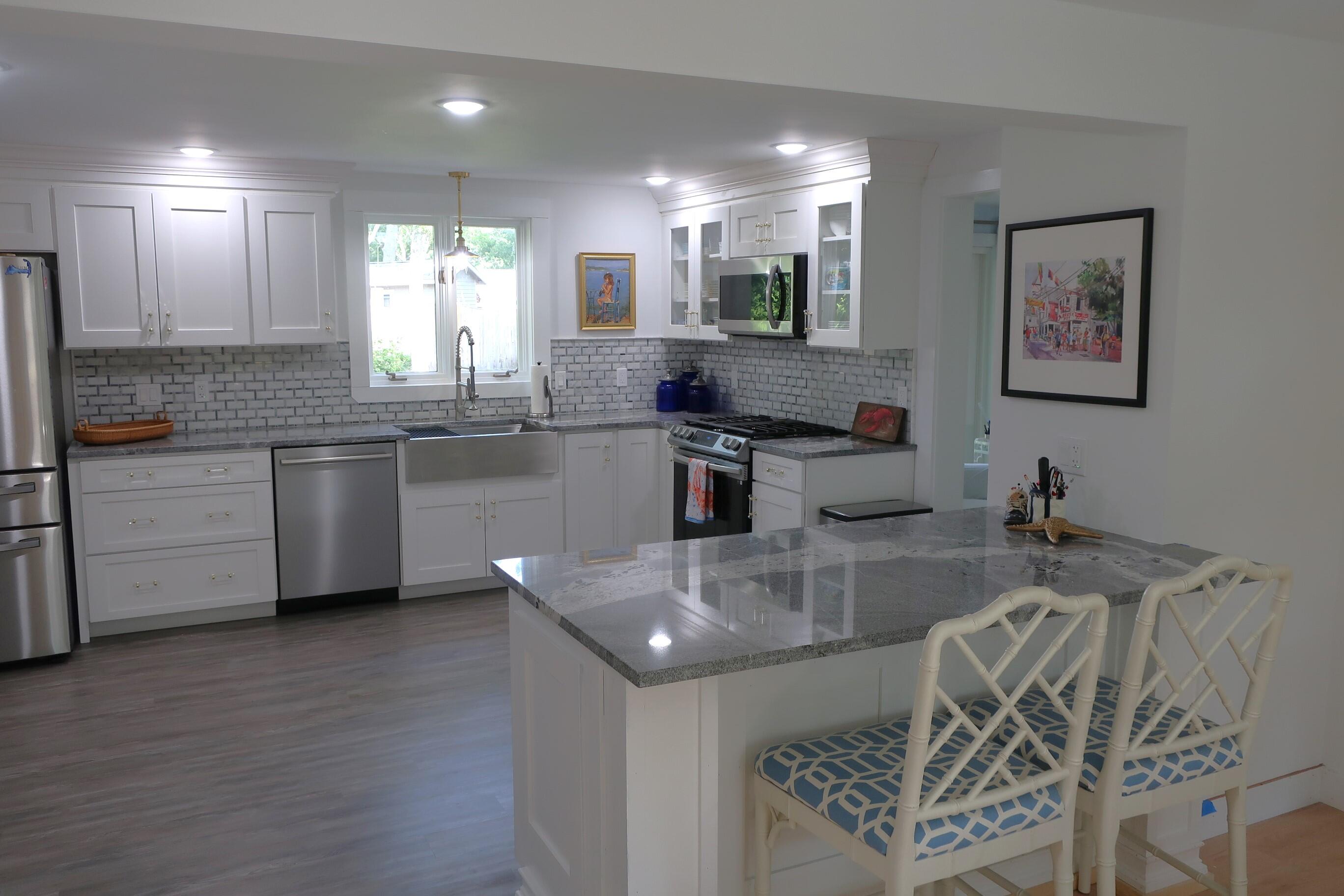 38 Hilltop Road Mashpee, MA 02649 - Photo 4 of 26 38-Hilltop-4