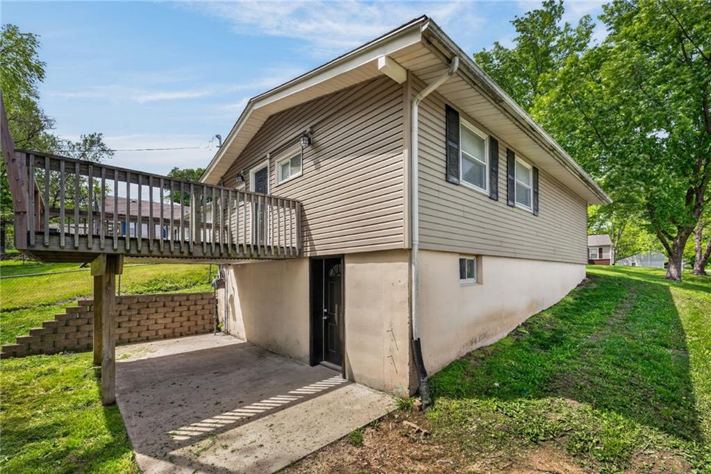 101 Rader Avenue Platte City, MO 64079 - Photo 3 of 31