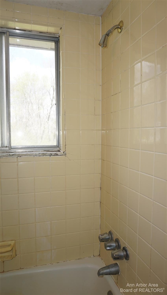 3871 Judd Road, Unit : 1 Milan, MI 48160 - Photo 7 of 14