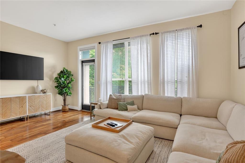 747 Ralph McGill Boulevard Northeast, Unit 323 Atlanta, GA 30312 - Photo 8 of 37