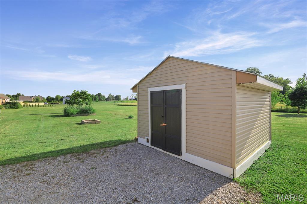 9714 Hosto Road Worden, IL 62097 - Photo 36 of 37