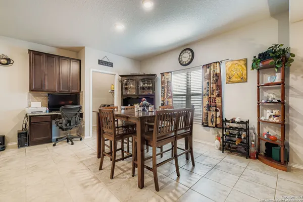 $2,400 | 9224 Grand Western, Converse, TX 78109