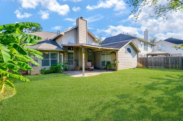 $2,700 | 5510 Poundstone Court, Sugar Land, TX 77479