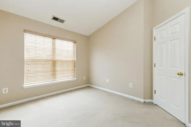 $3,000 | 49 Inkberry Circle, Gaithersburg, MD 20877