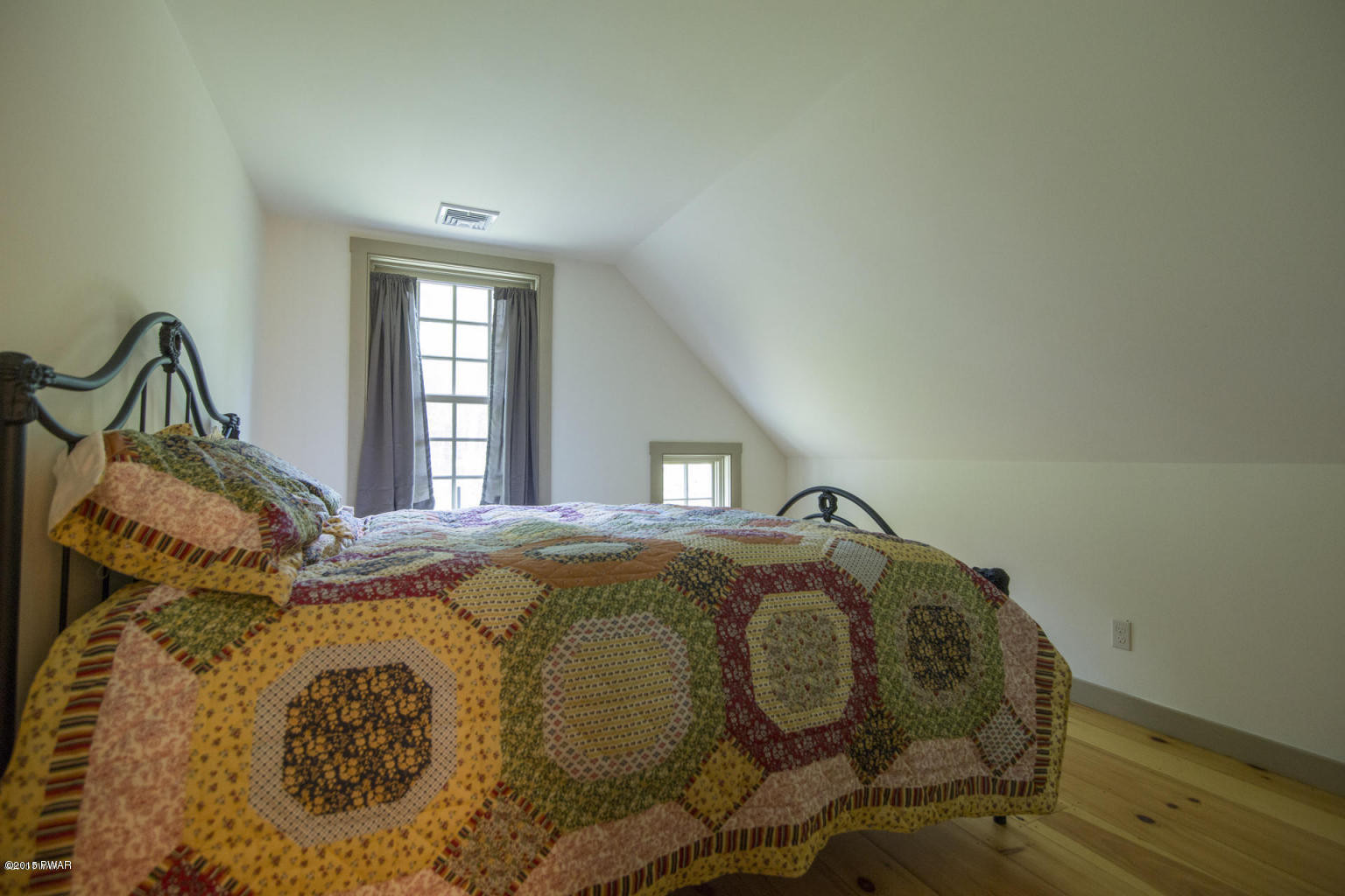 215 Spencer Road Dingmans Ferry, PA 18328 - Photo 25 of 39
