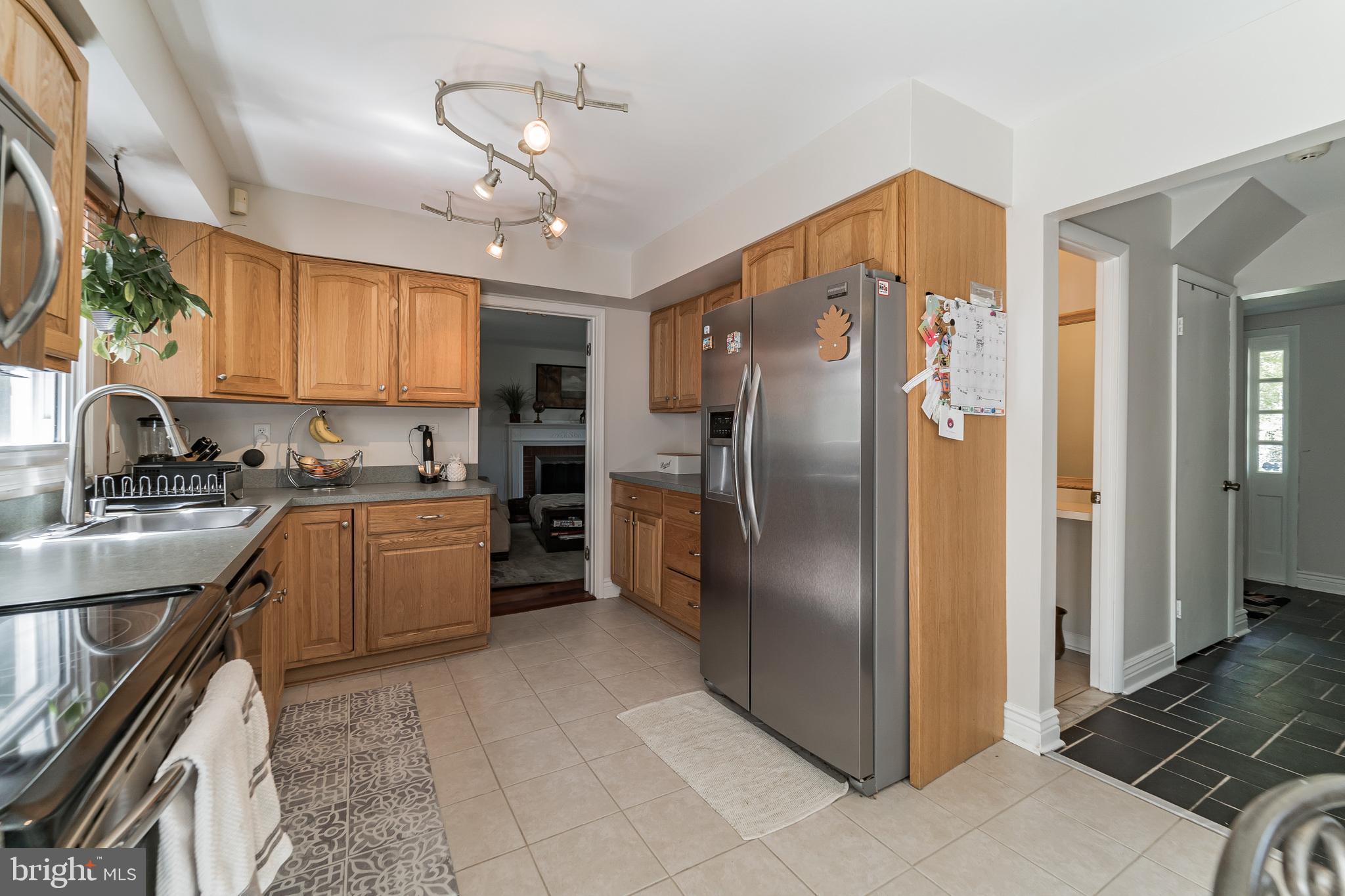 8717 Granite Lane Laurel, MD 20708 - Photo 12 of 30