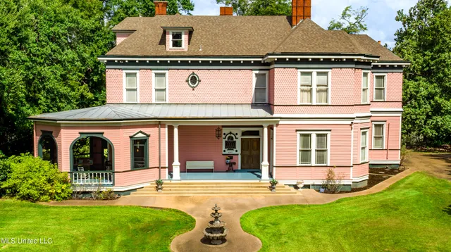 $850,000 | 802 North Union Street, Natchez, MS 39120