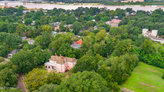 $850,000 | 802 North Union Street, Natchez, MS 39120