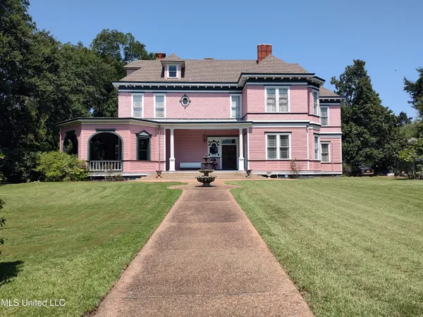 $850,000 | 802 North Union Street, Natchez, MS 39120