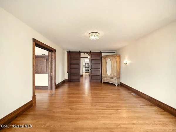 $925,000 | 3351 Lone Pine Road, Oakesdale, WA 99158