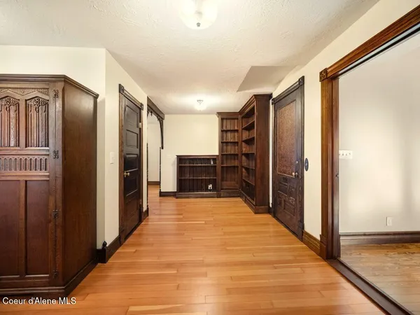 $925,000 | 3351 Lone Pine Road, Oakesdale, WA 99158