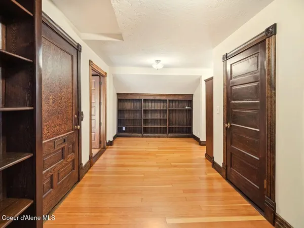 $925,000 | 3351 Lone Pine Road, Oakesdale, WA 99158