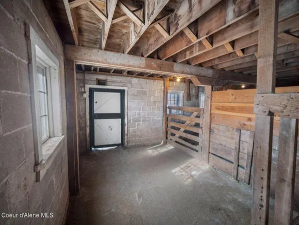 $925,000 | 3351 Lone Pine Road, Oakesdale, WA 99158