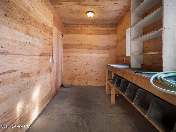 $925,000 | 3351 Lone Pine Road, Oakesdale, WA 99158