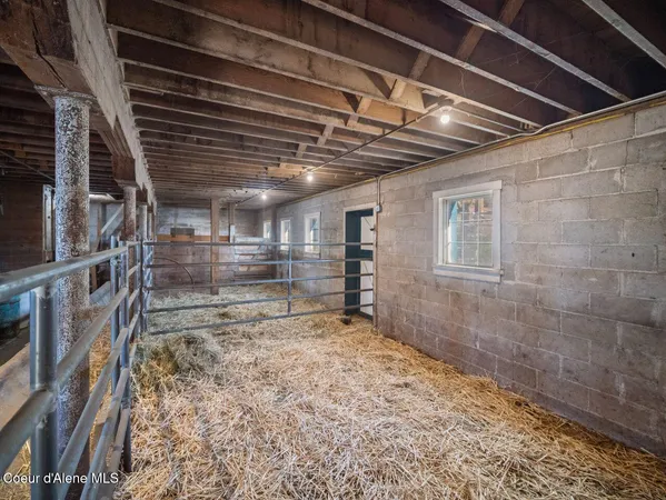 $925,000 | 3351 Lone Pine Road, Oakesdale, WA 99158