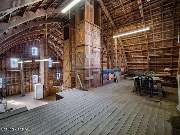 $925,000 | 3351 Lone Pine Road, Oakesdale, WA 99158