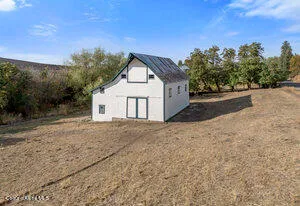 $925,000 | 3351 Lone Pine Road, Oakesdale, WA 99158