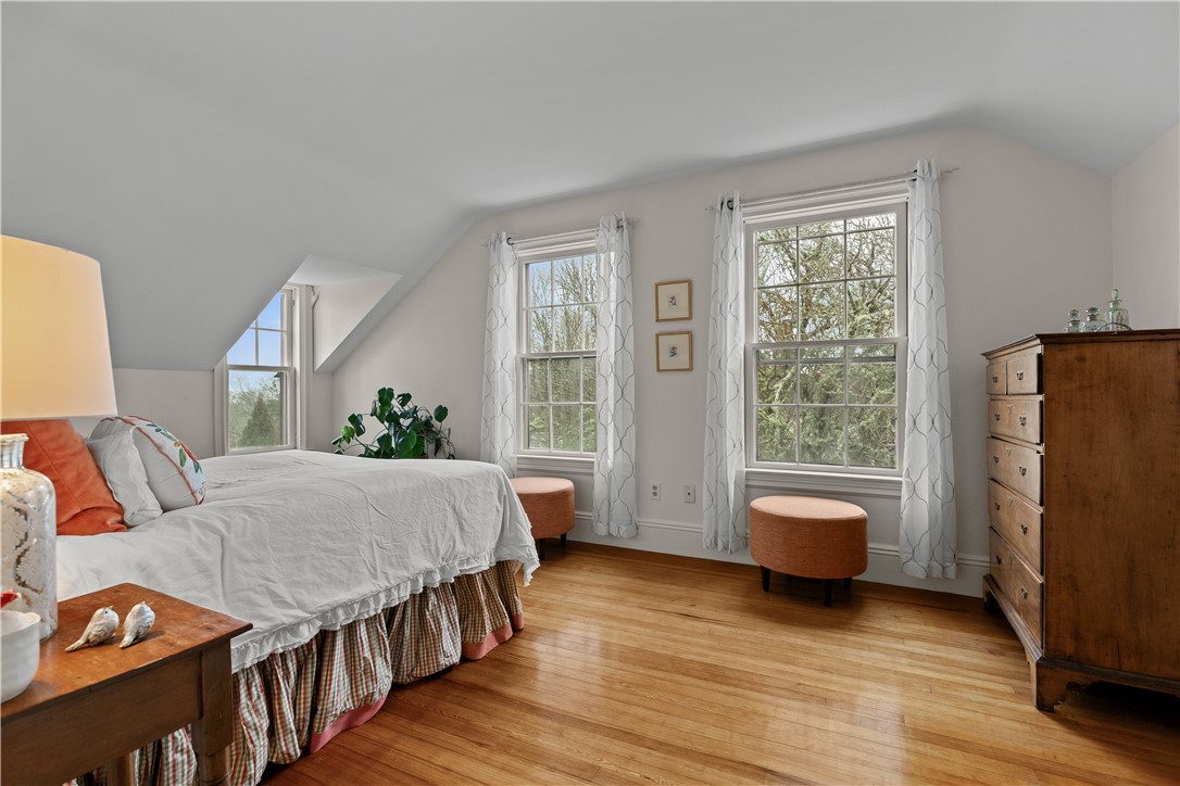 1954 Main Road Westport Point, MA 02791 - Photo 21 of 44