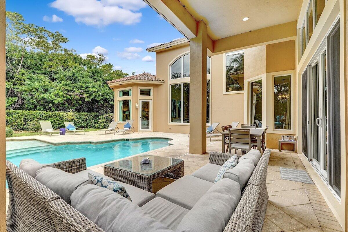 43 Coconut Lane Ocean Ridge, FL 33435 - Photo 4 of 29 4