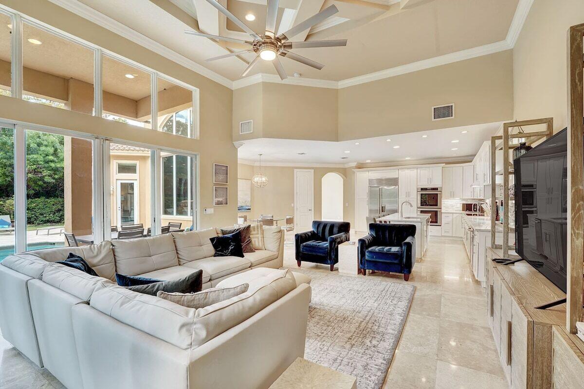 43 Coconut Lane Ocean Ridge, FL 33435 - Photo 6 of 29 6