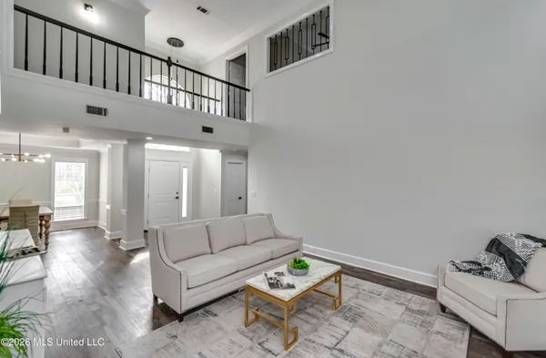 $349,999 | 2150 West Fairway Drive, Brandon, MS 39047