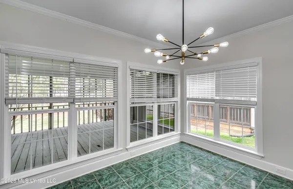 $349,999 | 2150 West Fairway Drive, Brandon, MS 39047