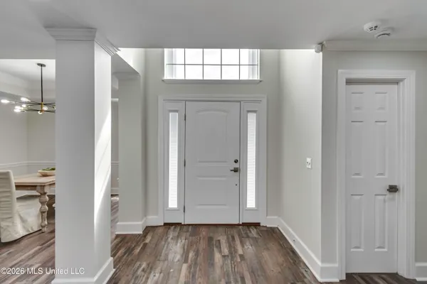 $349,999 | 2150 West Fairway Drive, Brandon, MS 39047