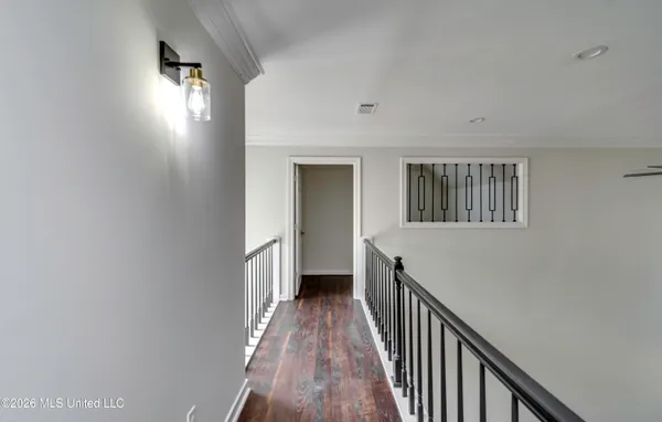 $349,999 | 2150 West Fairway Drive, Brandon, MS 39047