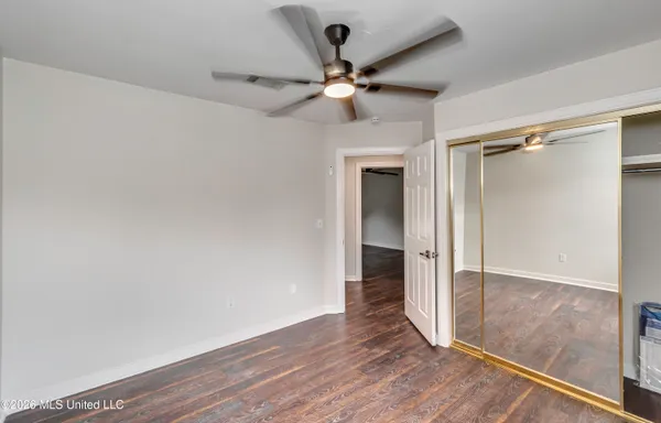 $349,999 | 2150 West Fairway Drive, Brandon, MS 39047