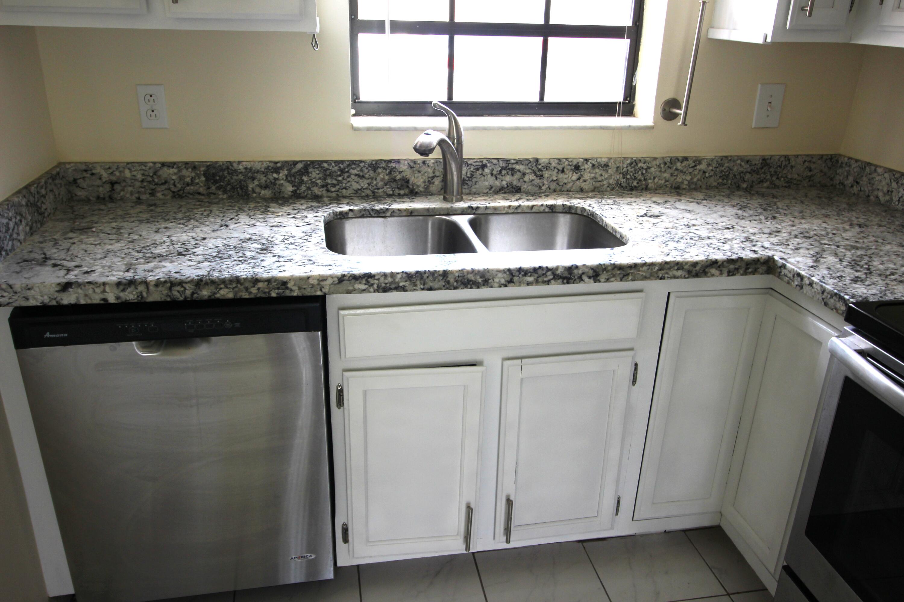 320 Norwood Terrace, Unit 113 Boca Raton, FL 33431 - Photo 12 of 43 IMG_7729