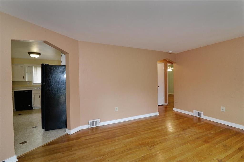 1455 Rydal Street Pittsburgh, PA 15205 - Photo 3 of 15 Gallery Image 3