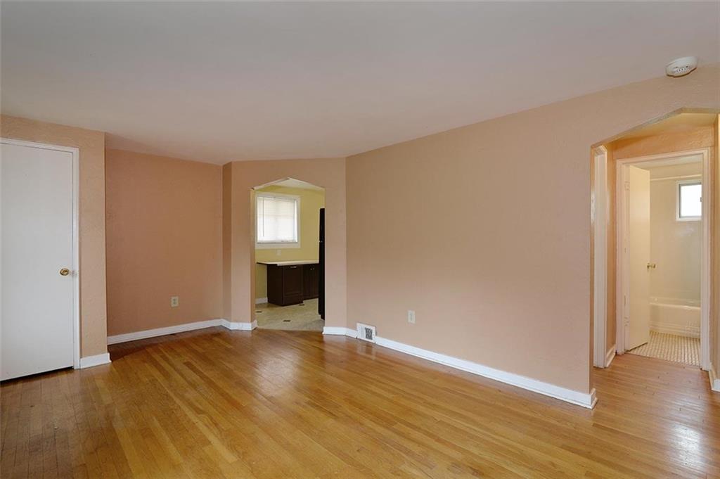 1455 Rydal Street Pittsburgh, PA 15205 - Photo 4 of 15 Gallery Image 4