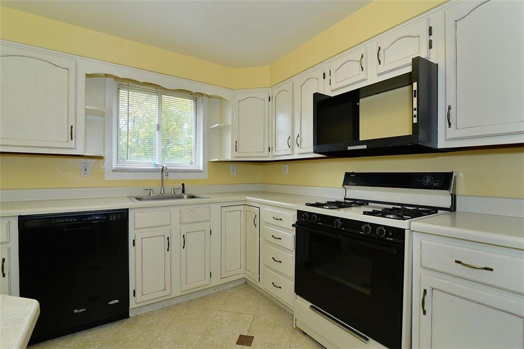 1455 Rydal Street Pittsburgh, PA 15205 - Photo 5 of 15 Gallery Image 5