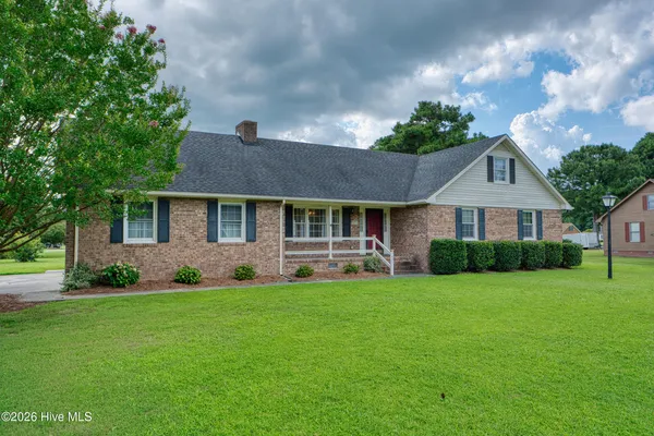 $349,900 | 1601 Darian Drive, Elizabeth City, NC 27909