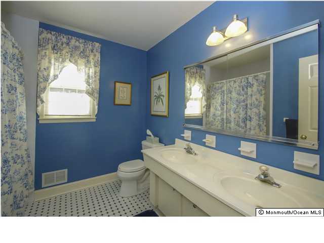 11 Cambridge Road Freehold, NJ 07728 - Photo 17 of 23 Additional Photo